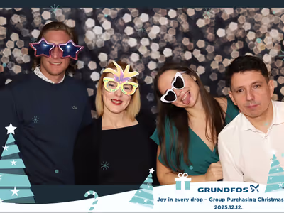 Snapify szelfigép a Grundfos karácsonyi céges rendezvényén Székesfehérváron