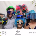 Vendégek fotózása a Snapify fotóautomatával az esküvőn – 4 nyomat / kép